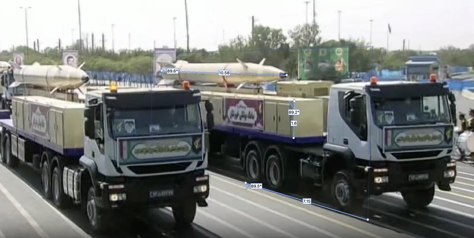 Iveco Trakker 420 identification