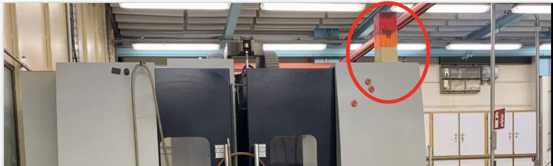 Warning light on a Spinner machine